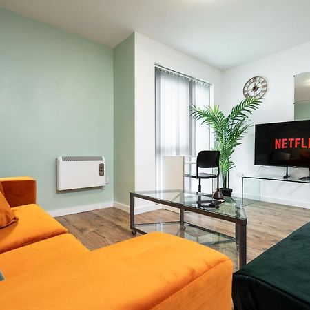 Апартаменты Free Parking - Immaculate 1Bd Flat - Salford Quays Манчестер Экстерьер фото