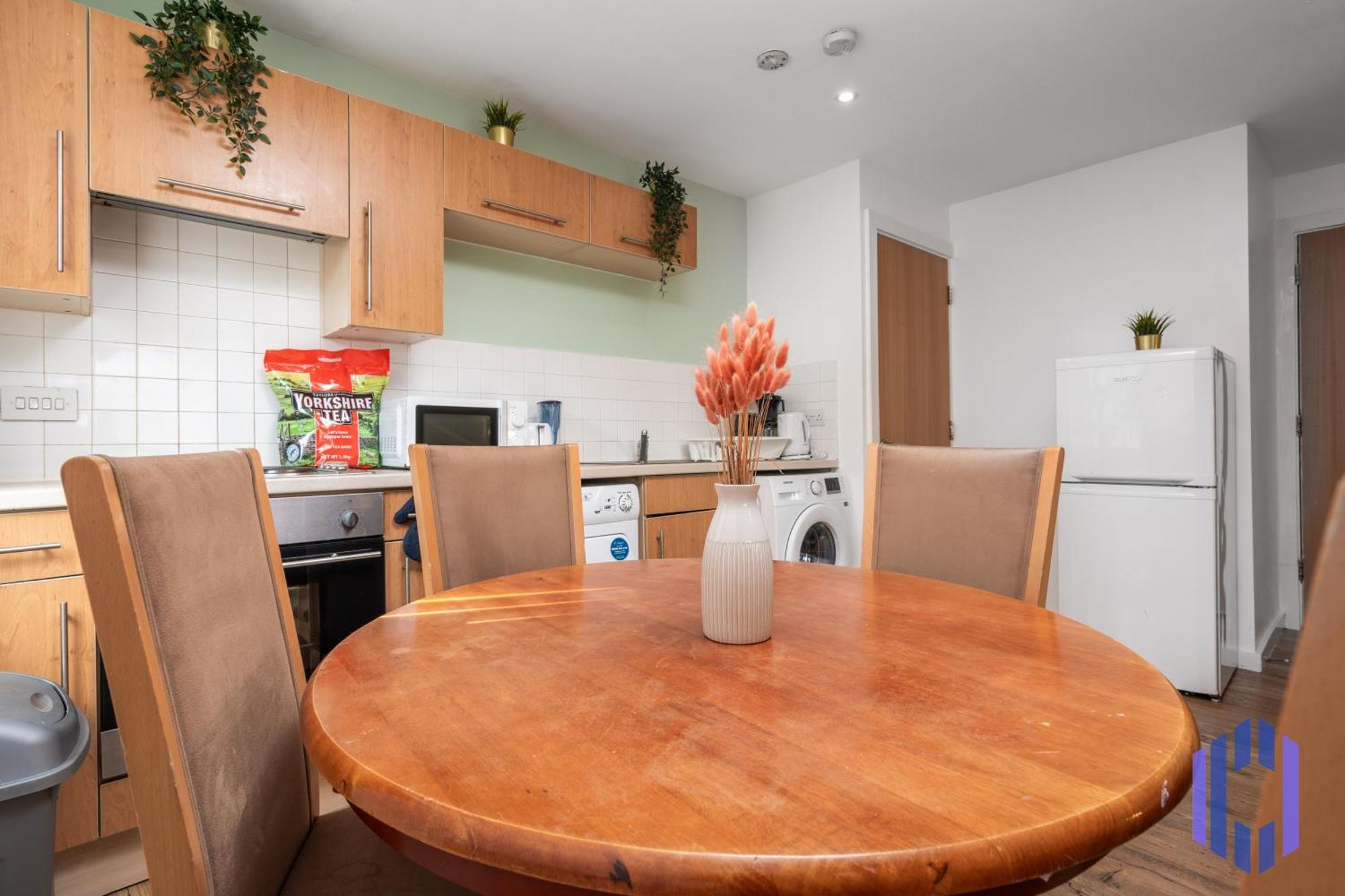 Апартаменты Free Parking - Immaculate 1Bd Flat - Salford Quays Манчестер Экстерьер фото
